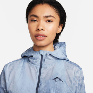 Nike Womens Trail Repel Running Jacket | Light Armour Blue/Thunder Blue