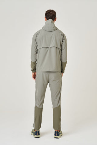 Reprimo Curve Windbreaker | Khaki Stone