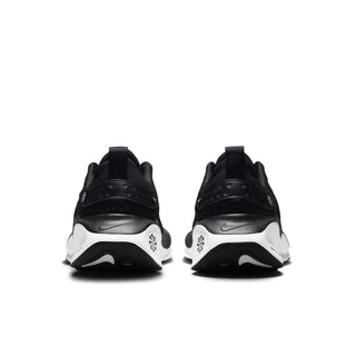 Nike Mens Infinity Run 4 | Black/White