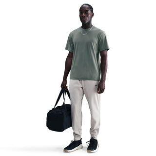 Nike Dri-FIT UV Hyverse SS Tee | Clay Green