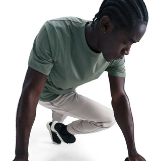 Nike Dri-FIT UV Hyverse SS Tee | Clay Green