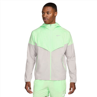 Nike Mens Windrunner Repel Running Jacket | Vapor Green/Reflective Silver