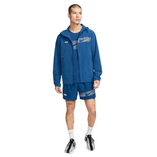 Nike Mens Repel Hooded Versatile Jacket | CourtBlue/Silver