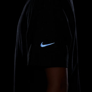 Nike Kids Multi Tech Dri-FIT ADV Tee | Black/Smoke Grey