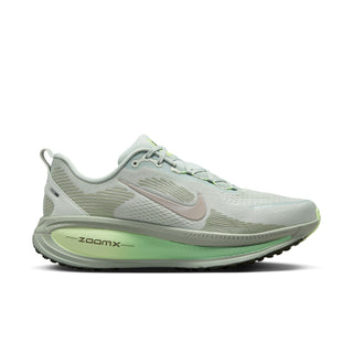 Nike Mens Vomero 18 | Light Silver/College Grey