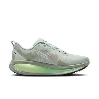 Nike Mens Vomero 18 | Light Silver/College Grey