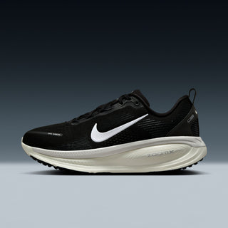 Nike Womens Vomero 18 | Black/Summit White