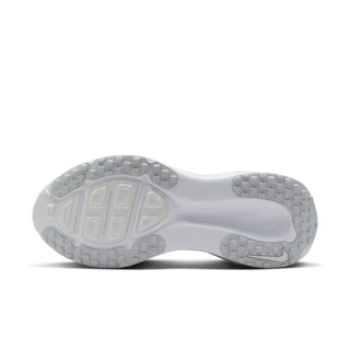 Nike Womens Vomero 18 | White/ Metallic Silver