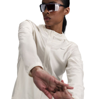 Nike Swift Repel Packable Running Jacket | Sail