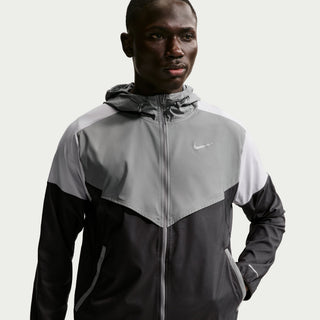Nike Mens Impossibly Light Windrunner | Wolf Grey/Black