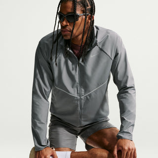 Nike Mens Miler Repel UV Jacket | Smoke Grey