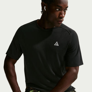 Nike Mens ACG Solar Chase Tee | Black