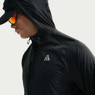 Nike Mens ACG "Aireez" Trail Running Jacket | Black/Summit White