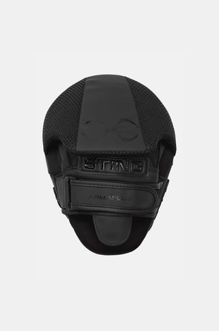 Sting Armaplus Focus Mitts | Black