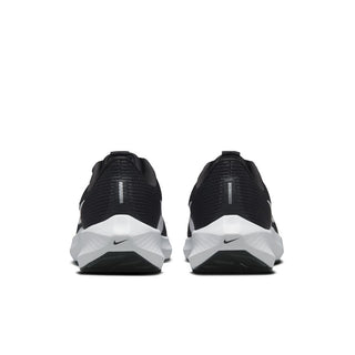 Nike Womens Air Zoom Pegasus 40 | Black/White