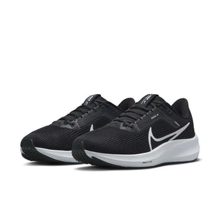 Nike Womens Air Zoom Pegasus 40 | Black/White