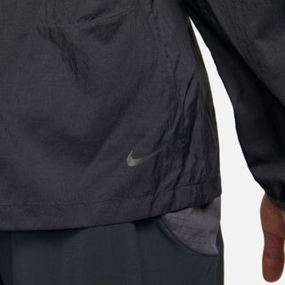 Nike Mens Trail Aireez Running Jacket | Black/Dark Smoke Grey