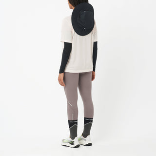 Salomon Booney | Deep Black