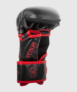 VENUM CHALLENGER 3.0 SPARRING GLOVES | BLACK/RED