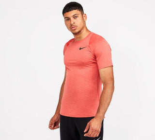 NIKE MENS PRO TEE | TRACK RED