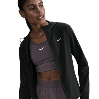 Nike Women's Swift Repel Packable Running Jacket | Black