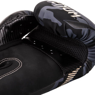 Venum Impact Boxing Gloves | Dark Camo/Sand