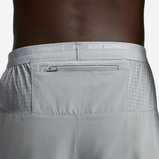 https://www.taskers-sports.co.uk/cdn/shop/files/nike-dri-fit-phenom-elite-pantaloni-da-running-uomo-smoke-grey-dq4745-084_F.jpg?v=1698161503&width=320