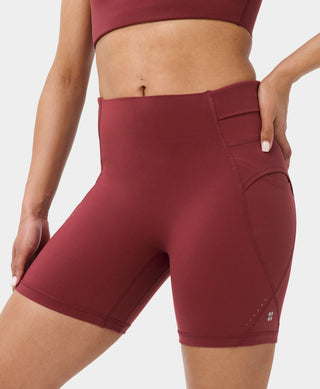 Sweaty Betty Runners High 6" Shorts | Merlot Red