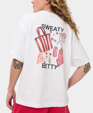 Sweaty Betty Holiday Graphic Tee | Red Equipment Print