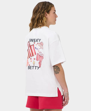 Sweaty Betty Holiday Graphic Tee | Red Equipment Print