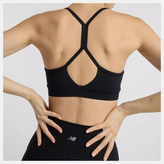 New Balance Essential Yoga Bra | Black
