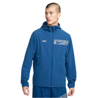 Nike Mens Repel Hooded Versatile Jacket | CourtBlue/Silver