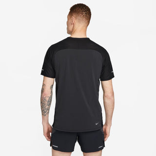 Nike DRI-FIT Trail Solar Chase Short Sleeved Tee | Black/White