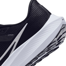 Nike Mens Pegasus 40 | Black/White